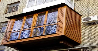 Внешняя отделка балкона Амурск цена от 1042 руб. м/2.
